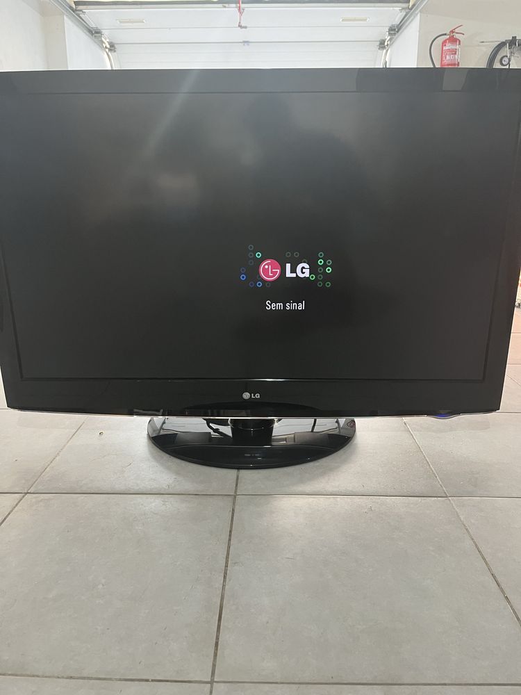 Tv Lg 119cm lcd impecavel