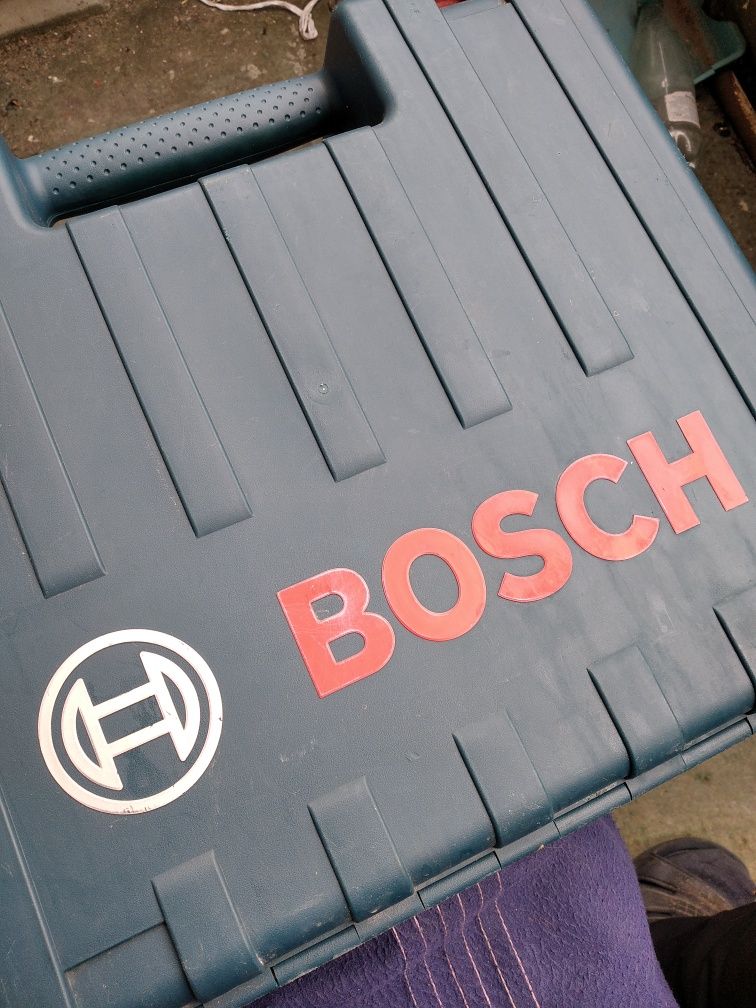 Перфоратор Bosch