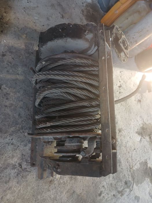 Либедка зил 131...