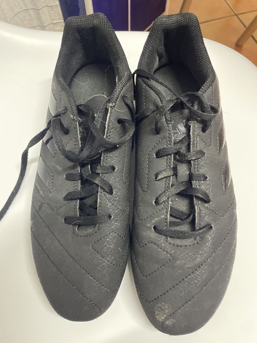 Chuteitas Adidas 42