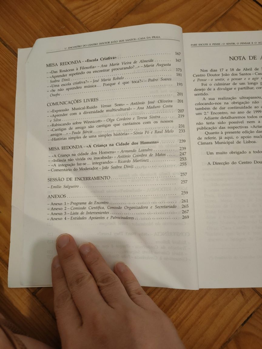 Livro Pare, Escute e Pense