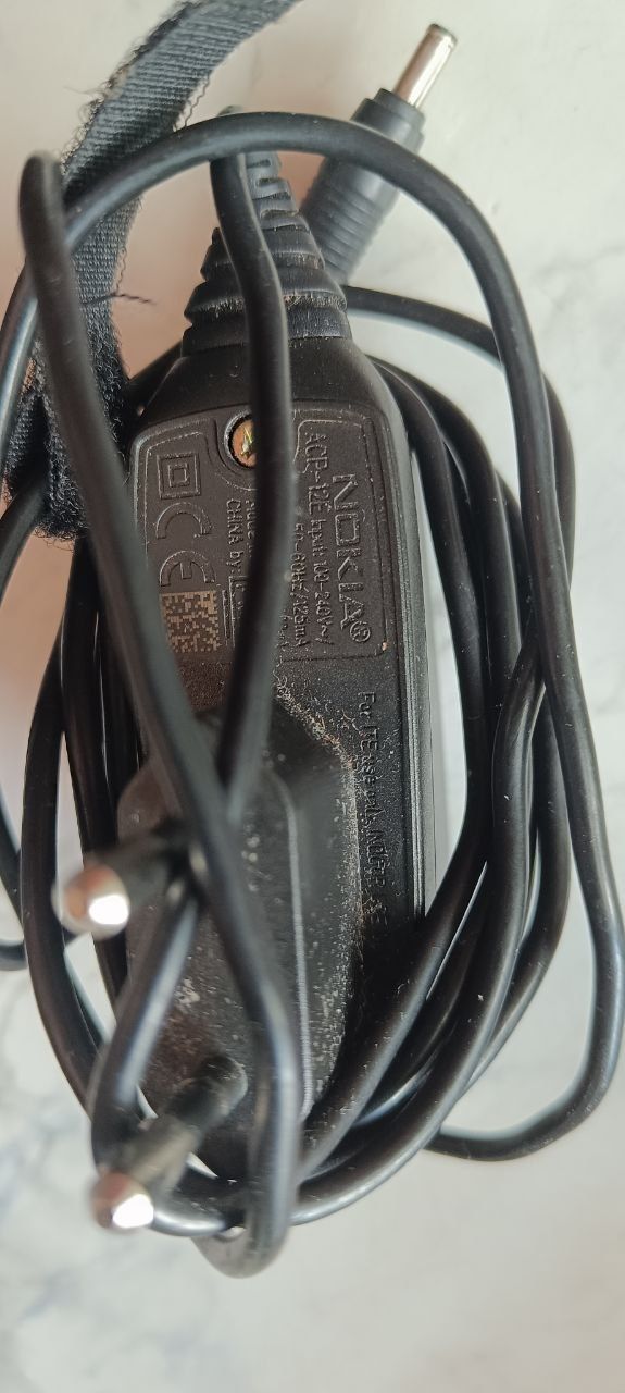 NOKIA 1600 Зарядное устройство   тип ACP 7E , ACP 12=E, модель 15.1692