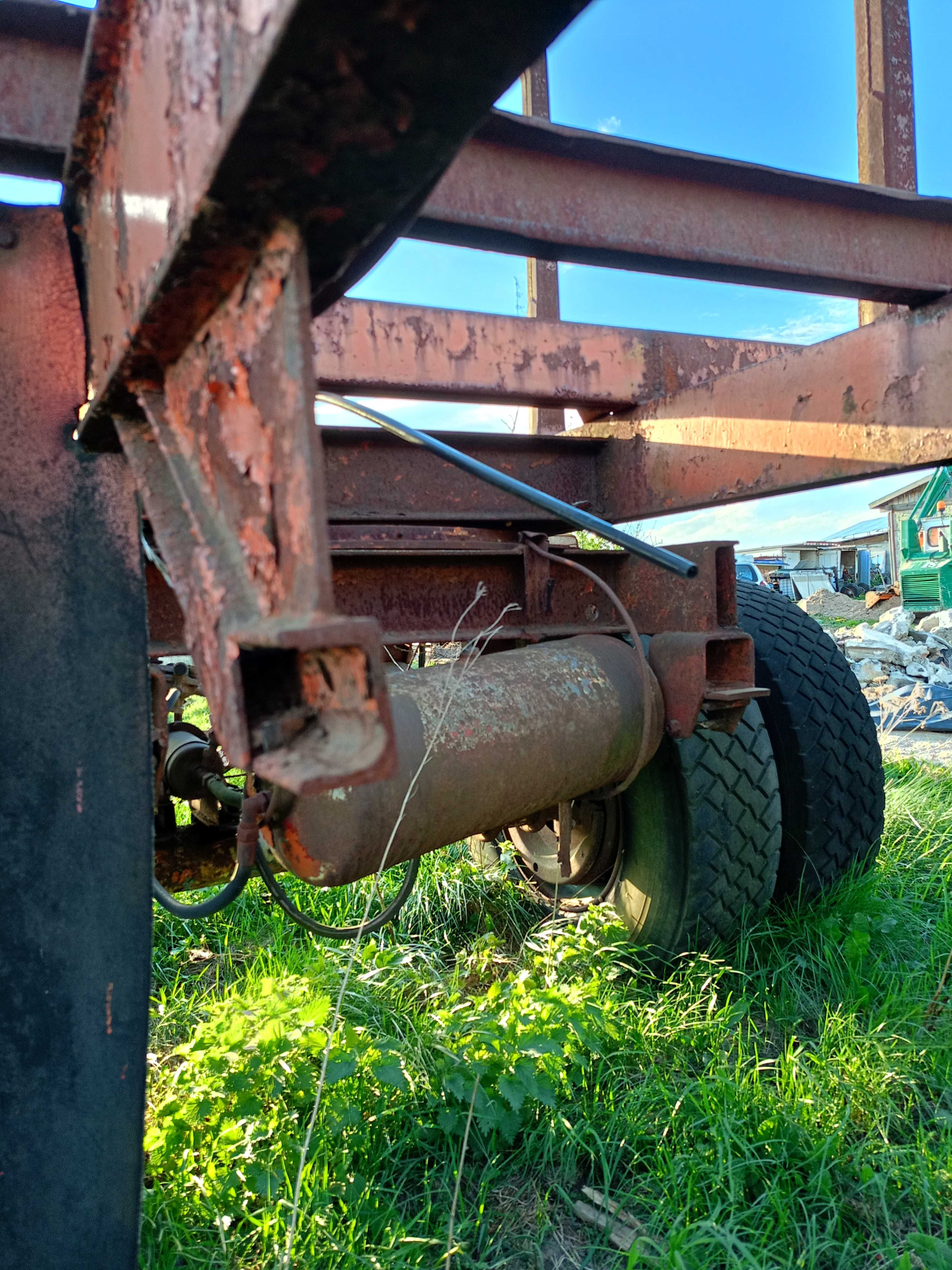 Przyczepa 18 ton na bliżniakah