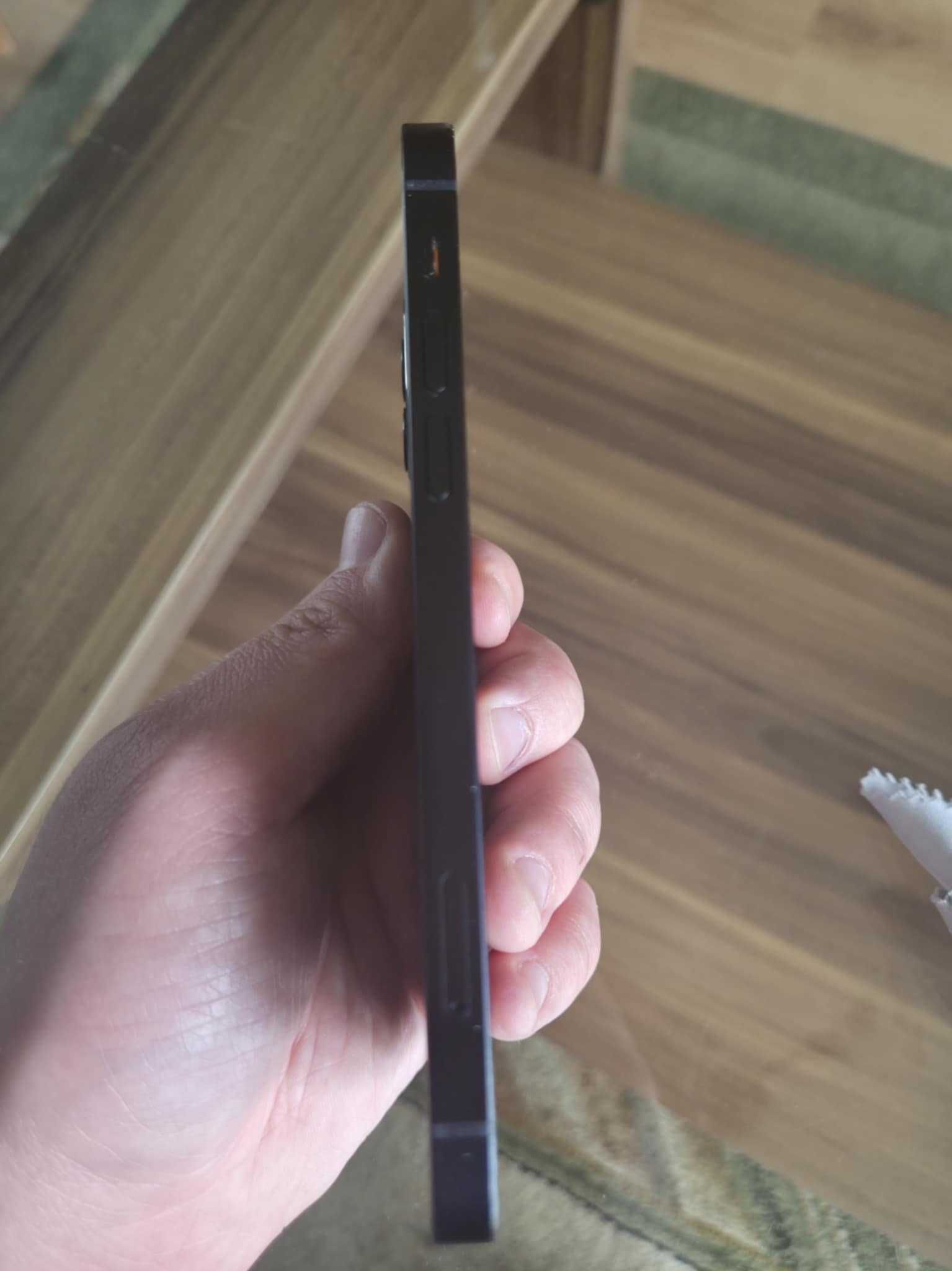 iPhone 12 64GB stan bdb + ładowarka