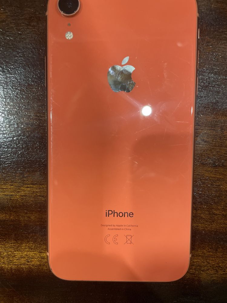 iPhone xr que tem 64 gb