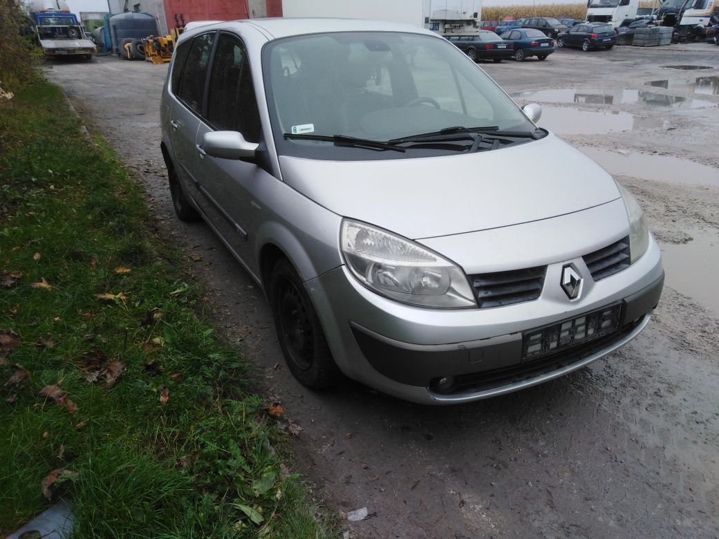 Renault Grand Scenic II pas przedni chłodnice komplet 1.9 dci 120km