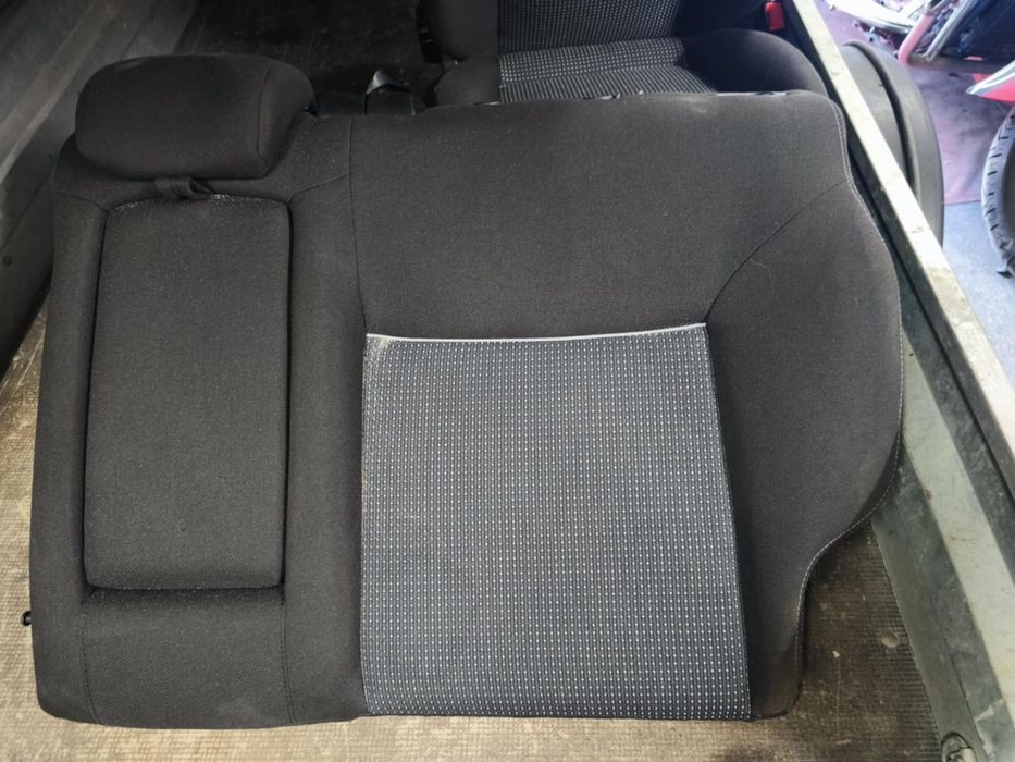 Komplet foteli do ford mondeo mk4