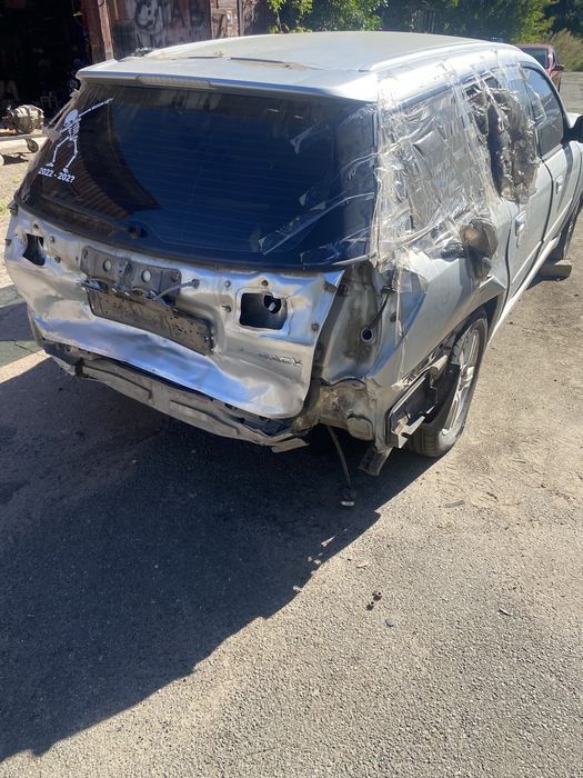 Subaru LEGASU 2004р 2.0 бензин