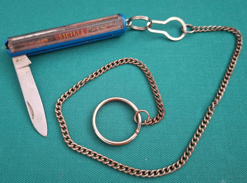 Canivete muito antigo, da Sicília - Itália