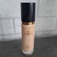 Podkład mineralny Giordani Light Ivory Oriflame