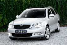 Skoda Octavia 1.8T 160KM Xenon PDC Navi Szyberdach Grz.FoT WEBASTO Tempomat Serwis