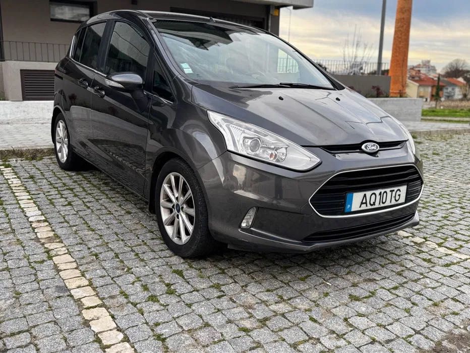 Ford B-Max Titanium