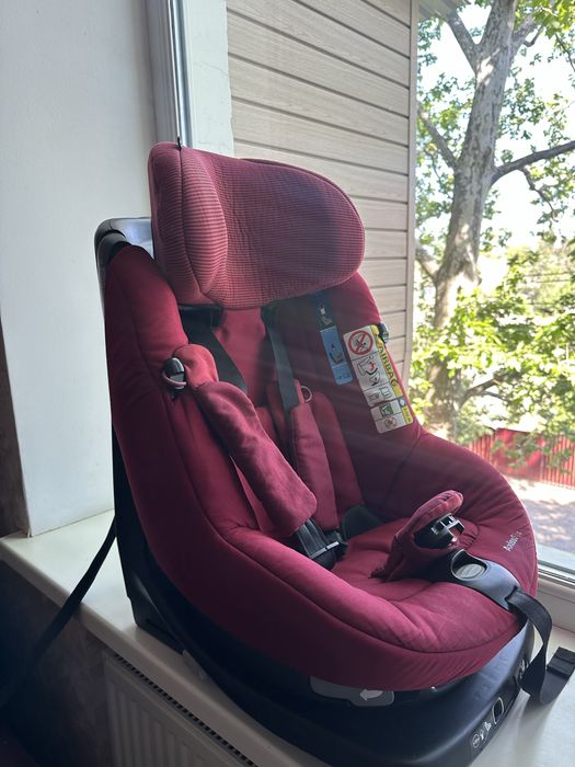 Автокресло maxi cosi assix fix