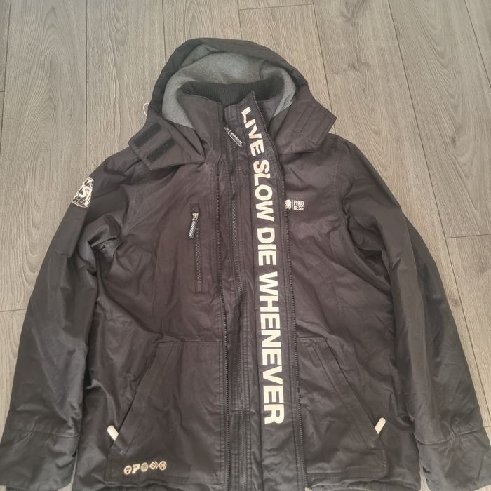 Зимова куртка cropp