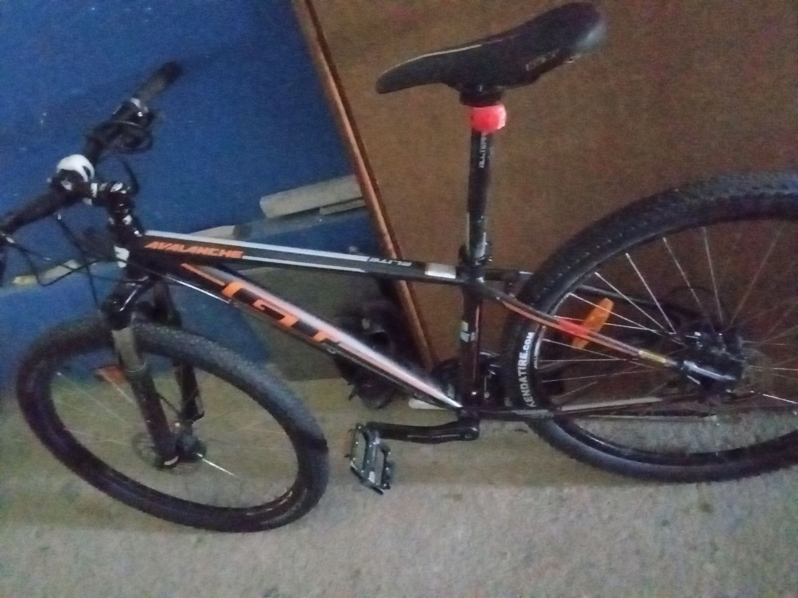 Vendo bicicleta avalanche GT como nova
