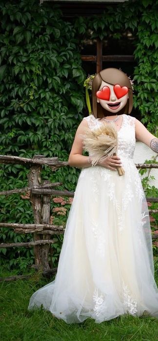 Suknia ślubna - księżniczka - kolor szampan 38/40