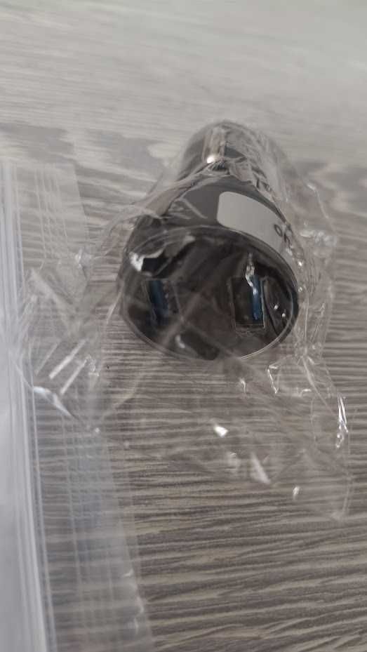Продам автомобильное зарядное устройство Baideluo на 2USB