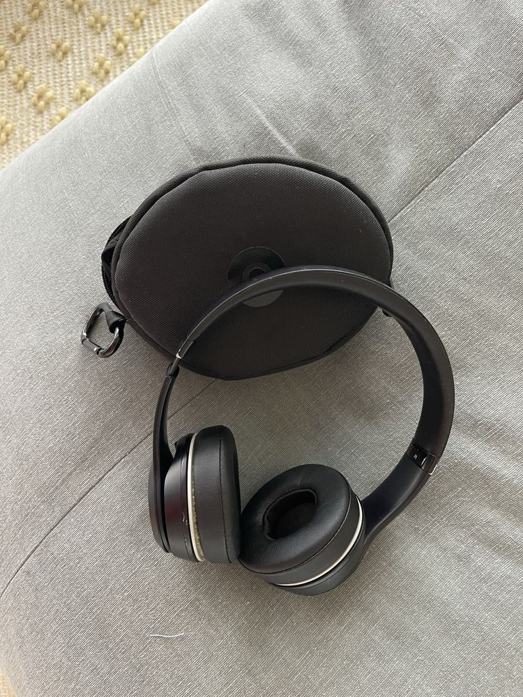 Auscultadores headphones Beats Solo 3 wireless em óptimo estado