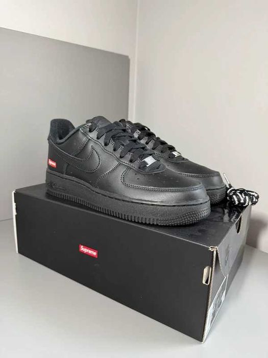 Buty meskie Nike Air Force 1 Low Supreme Black R.44.5