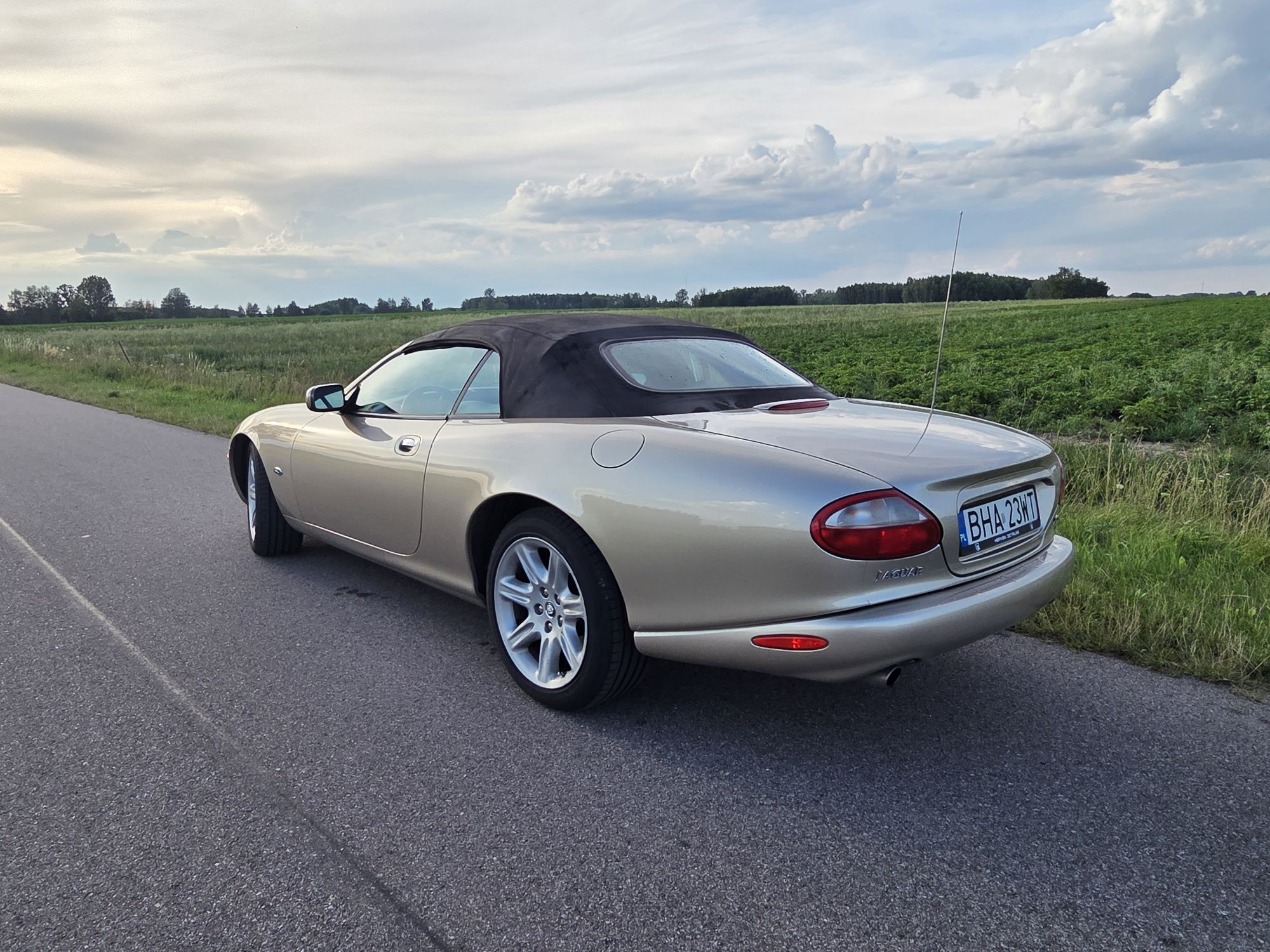 Jaguar XK8 kabriolet 4.0 V8 (2000)