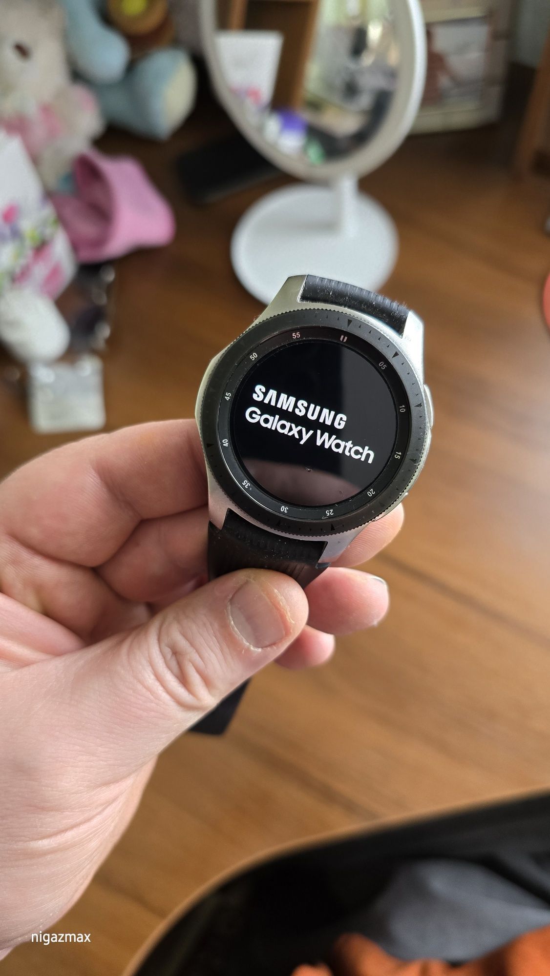 Продам galaxy watch 46mm