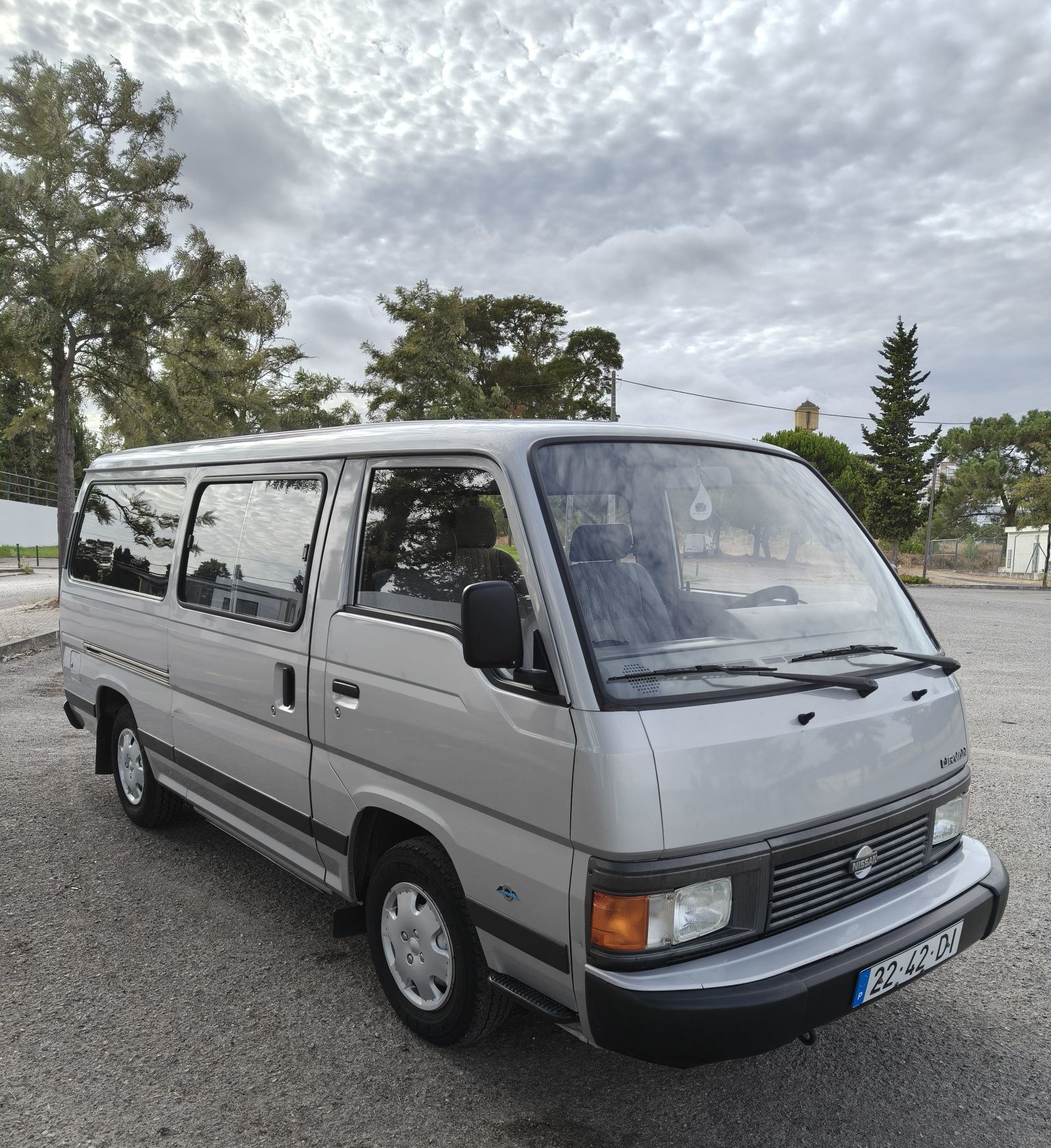 Nissan Urvan 2.5d