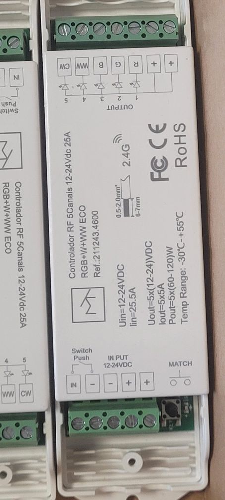 5 CONTROLADORES RGB-CCT (5 canais) + 5 Comandos RF + 1 Control. Wifi