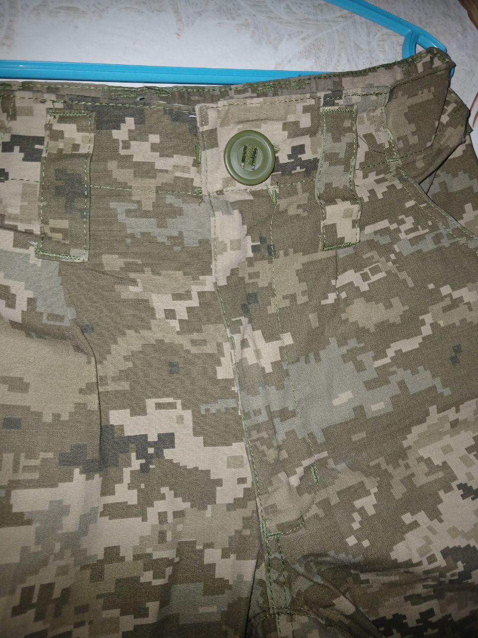 Військова форма всу комплект кітель штани зсу піксель камуфляж


1
2
3