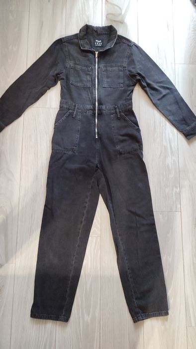 Женский джинсовый комбинезон