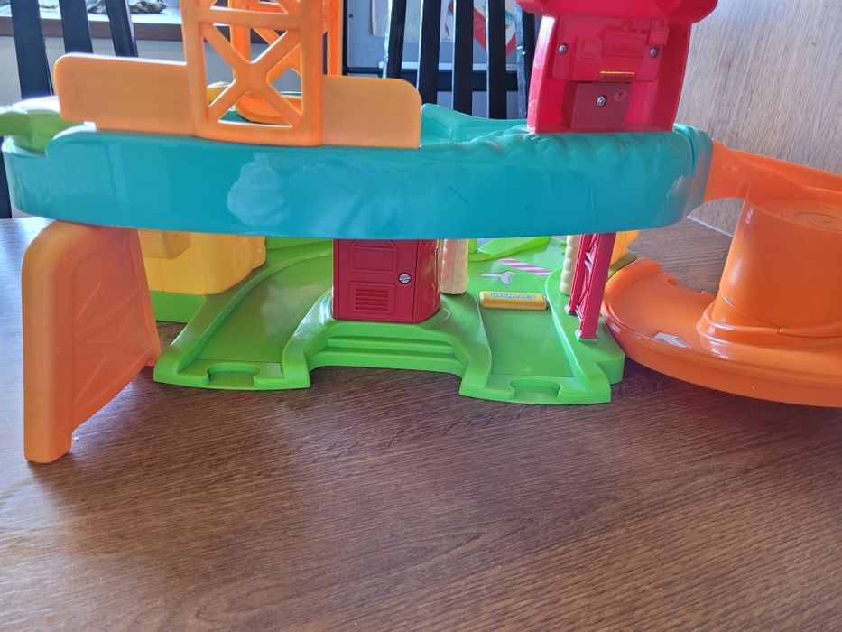 Parking-myjnia tut tut