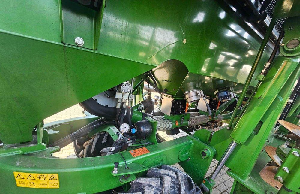 Agregat siewny Amazone Cirrus 6003-2 . Szer. 6 m z dozownikiem nawozu