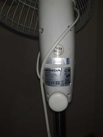 Вентилятор напольний HONDA HD FN8269