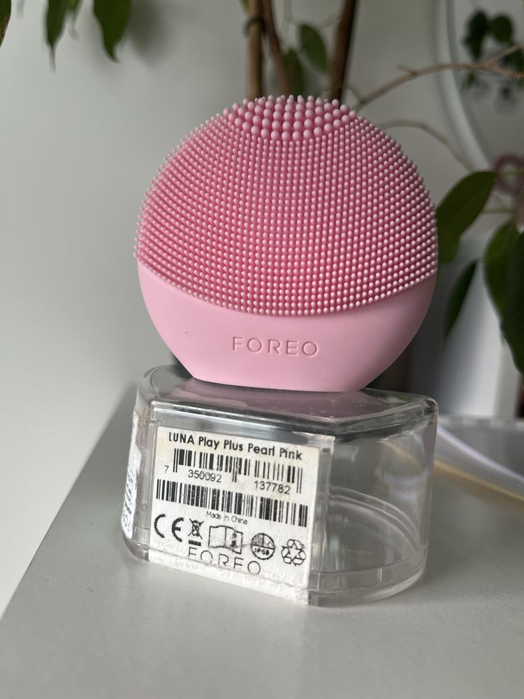 Foreo Luna Play Plus Pearl Pink, soniczna szczoteczka