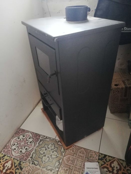 piec Kreka 9kW kominkowy na drewno, brykiet