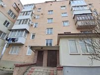 Продається 3-кімнатна квартира. Чортків