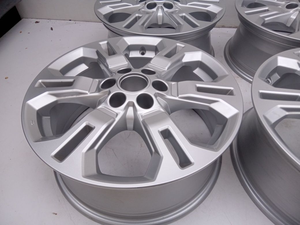 Felgi aluminiowe 17 Nissan Navara 6x114,3 Renault Alaskan Mercedes X