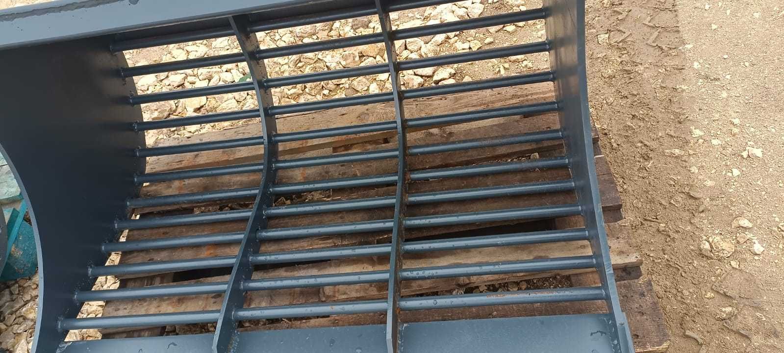 Łycha łyżka ażurowa przesiewowa do koparki Catapiler i innychProducent