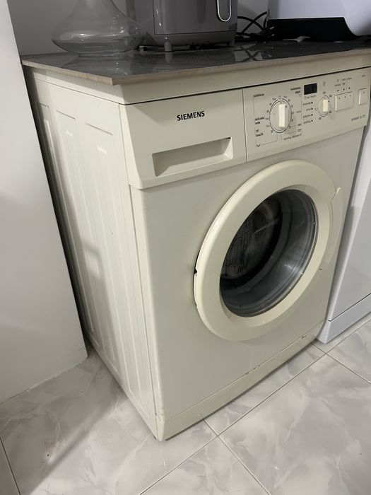 Máquina de lavar a roupa