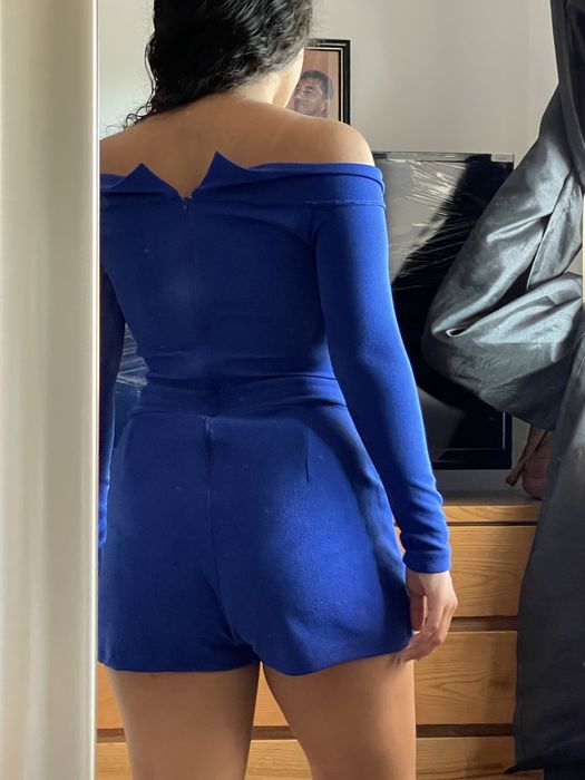 macacão curto azul manga comprida