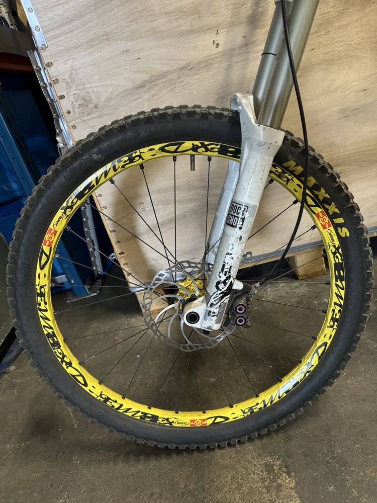 Nukeproof pulse dh
