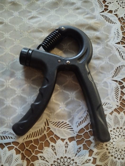 Продам колекційні картки і електроніку.