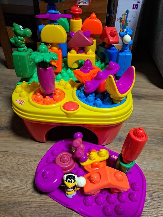 Fisher Price активний столик, конструктор Pop-onz, іграшки