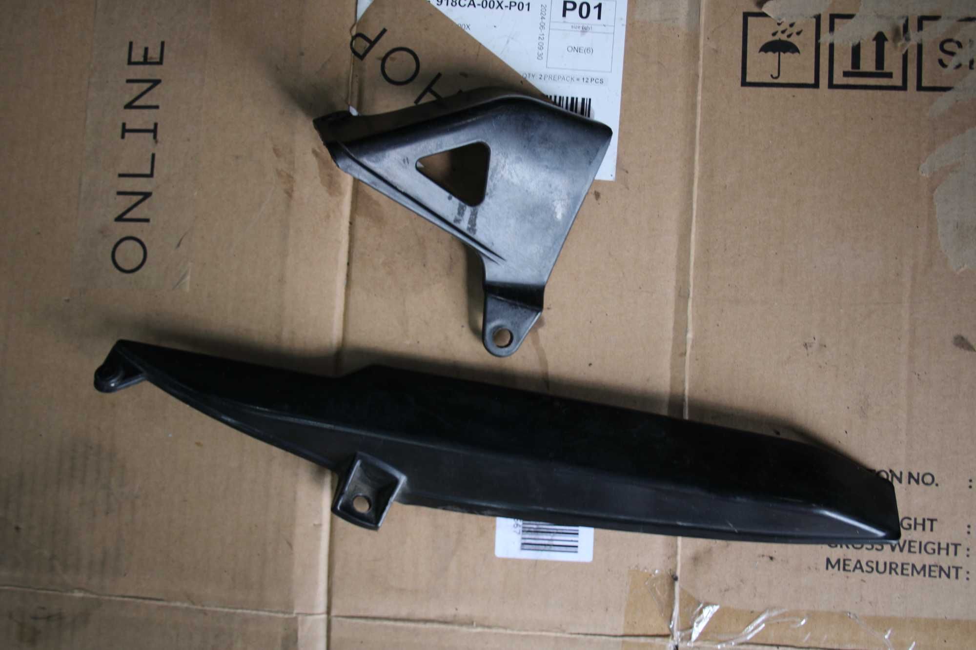 Osłona Łańcucha Zębatki Honda CBR 929 SC44 00-01
