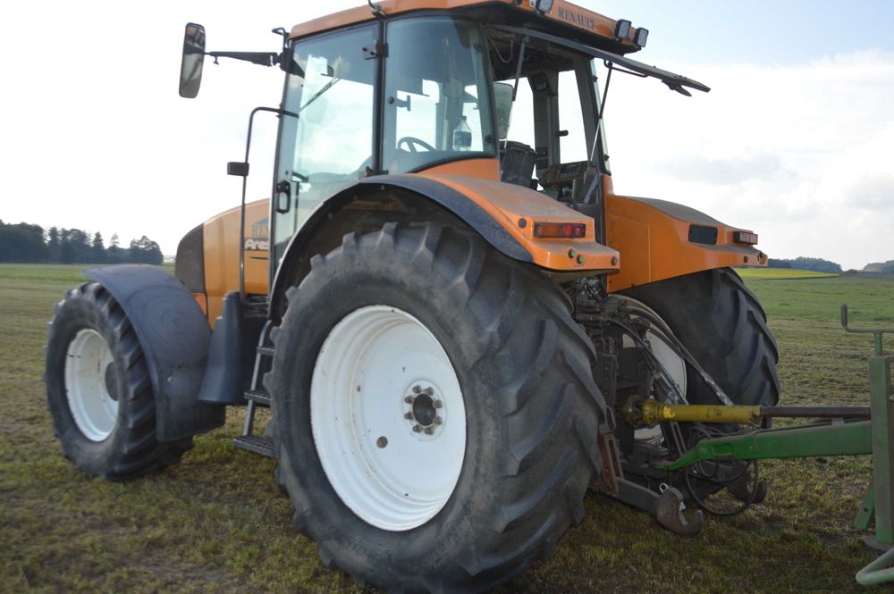 renault ares 696 rz