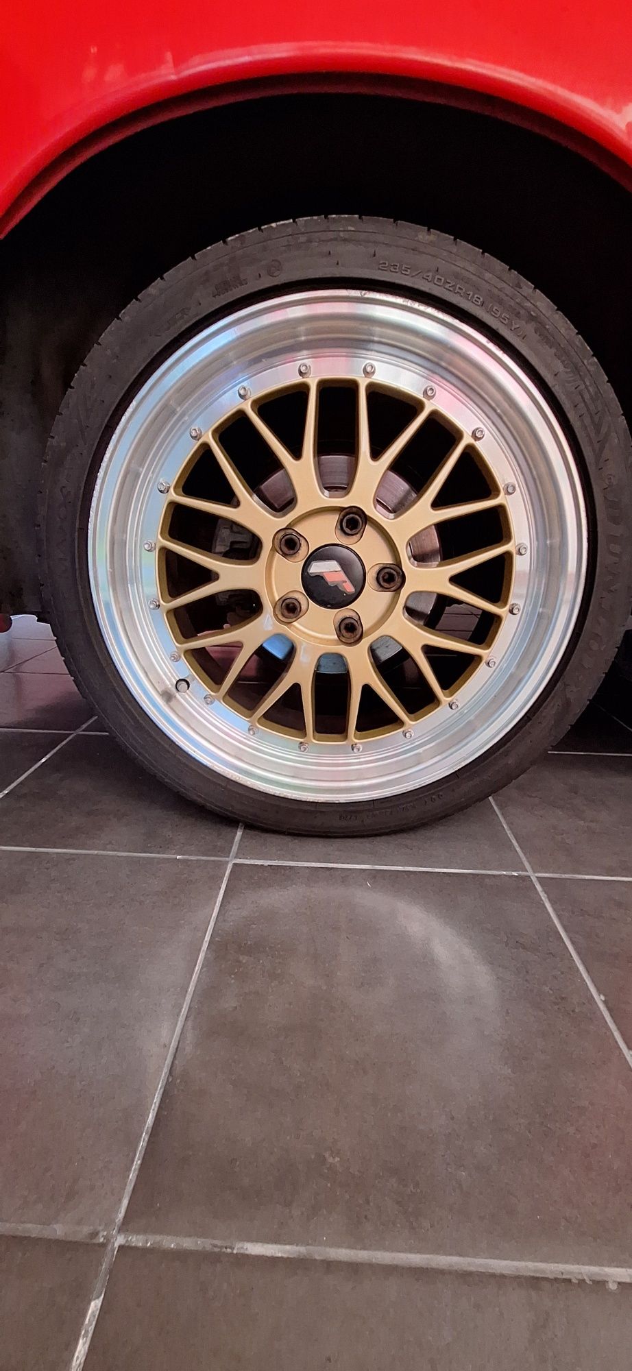 Japan racing jr23 gold r18 5x114,3