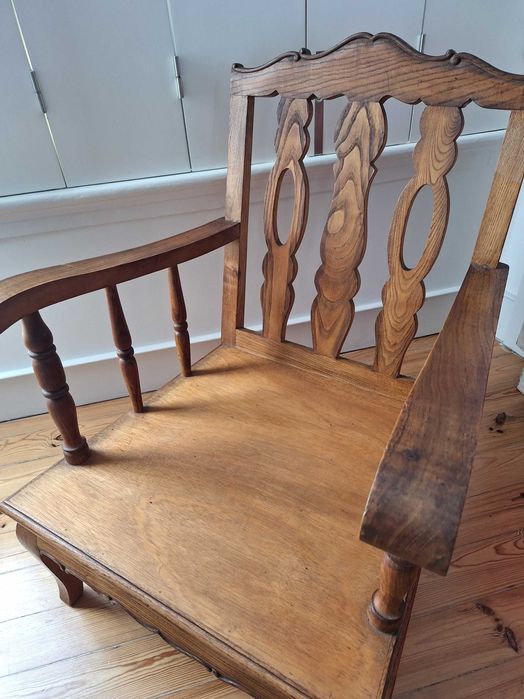 Poltrona/cadeirão de madeira dos anos 50/60