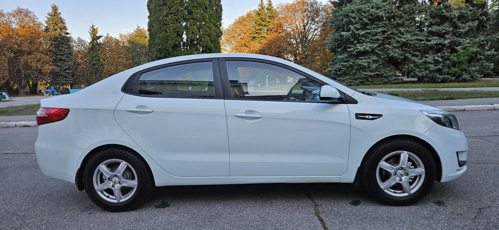 Kia Rio 2012 року