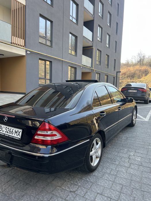 Продам mercedes c 220 w203 2.2 cdi