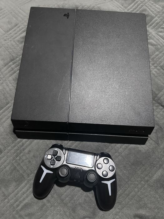Playstation 4 + Comando Novo