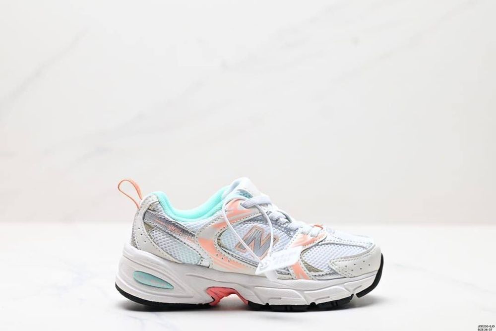 New balance criança